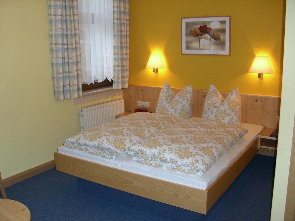 Hotel Stadt Suhl Zella-Mehlis Kamer foto
